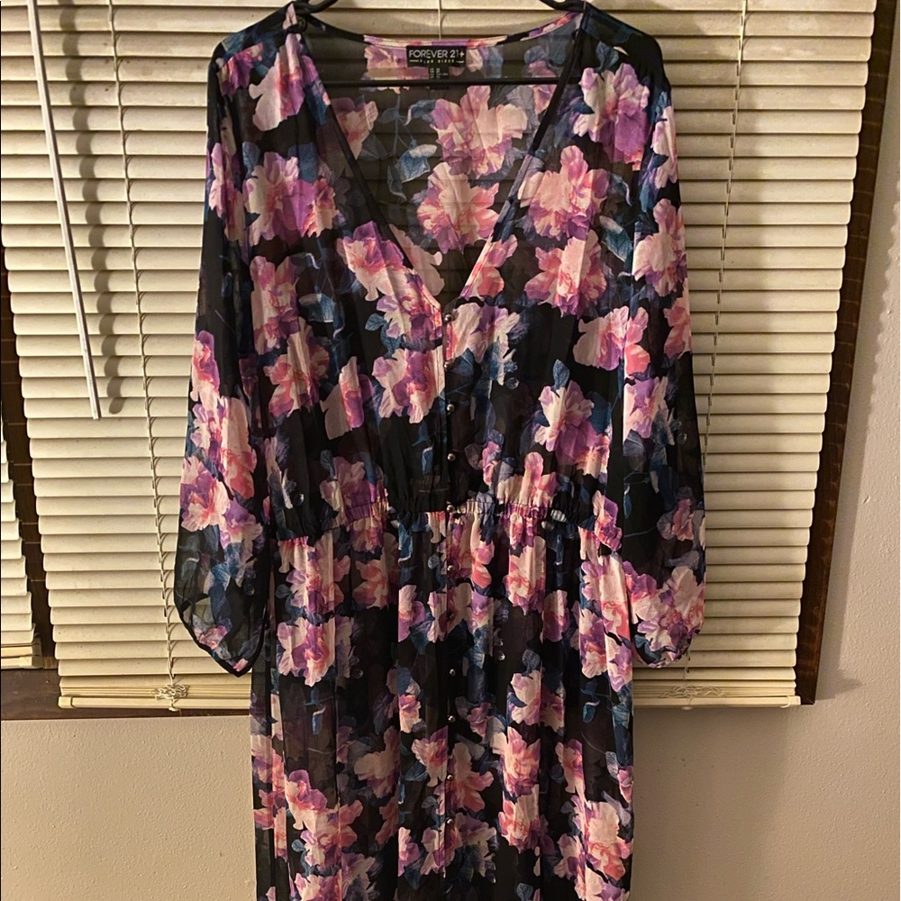 Plus Size Forever21+ Floral Maci Dress
